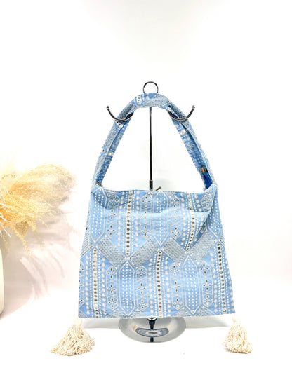 Sac fourre tout dentelle à franges pompons