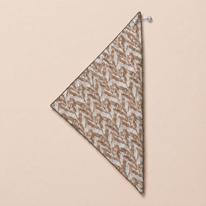 Création triangle réversible à broche double perles taupe