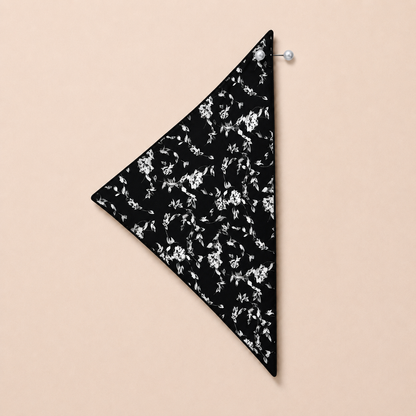 Création triangle réversible à broche double perles blanc/noir