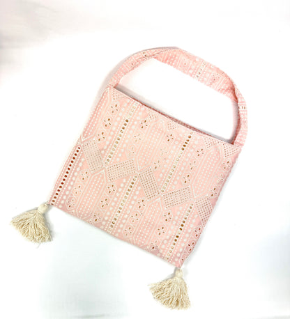 Sac fourre tout dentelle à franges pompons