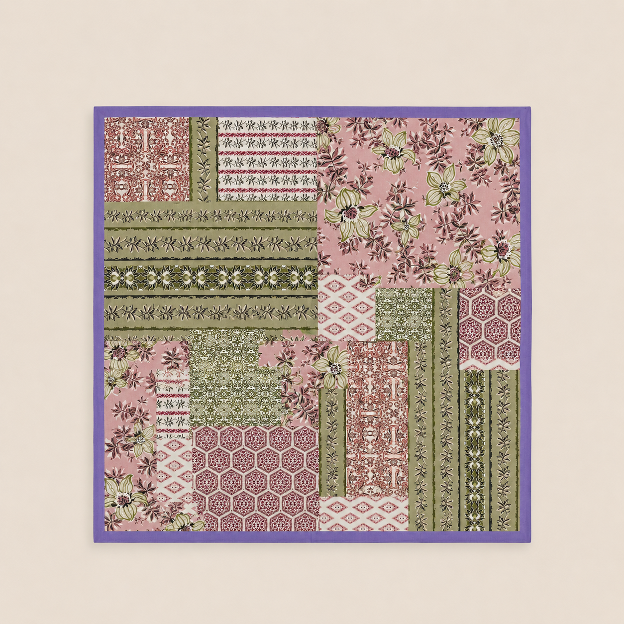 Carré en coton imprimé patchwork floral