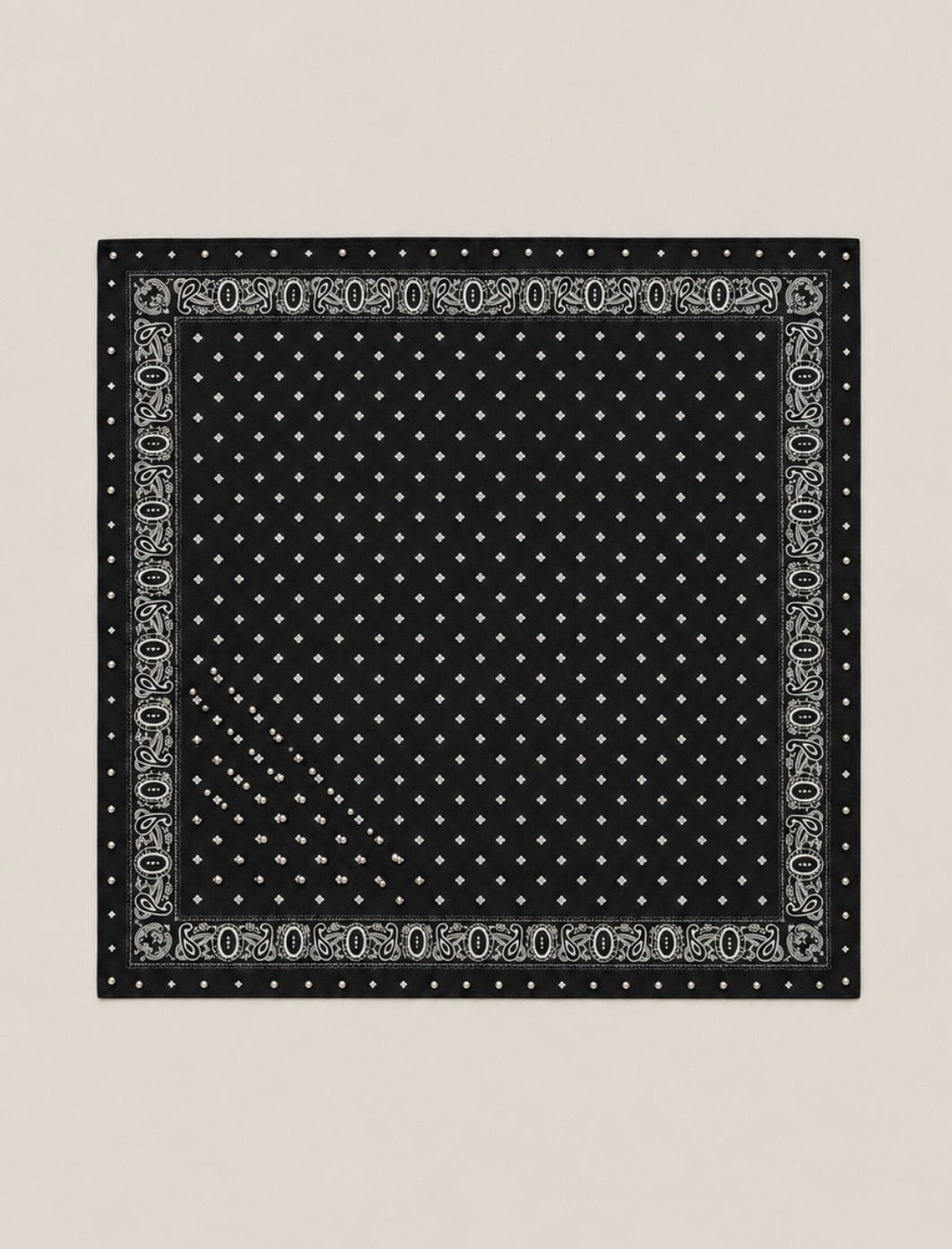 Foulard carré bandana à clous - JULIA