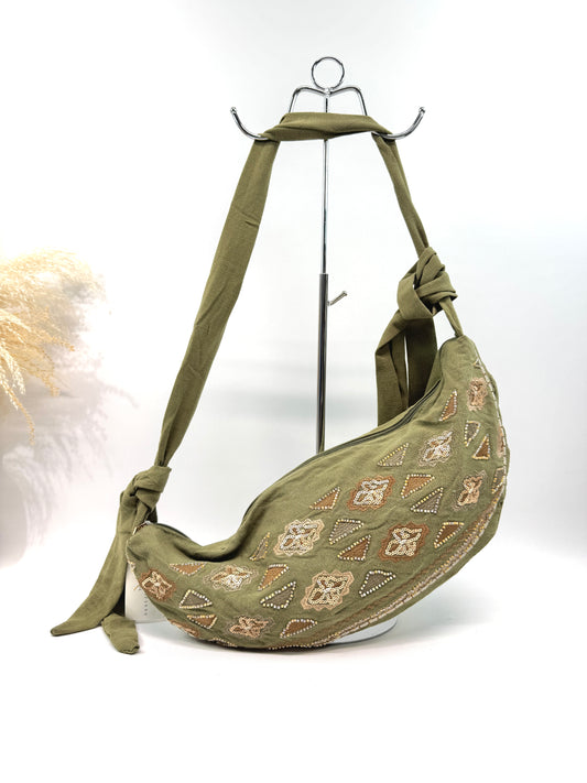 Sac banane besace bohème travaillé gypset