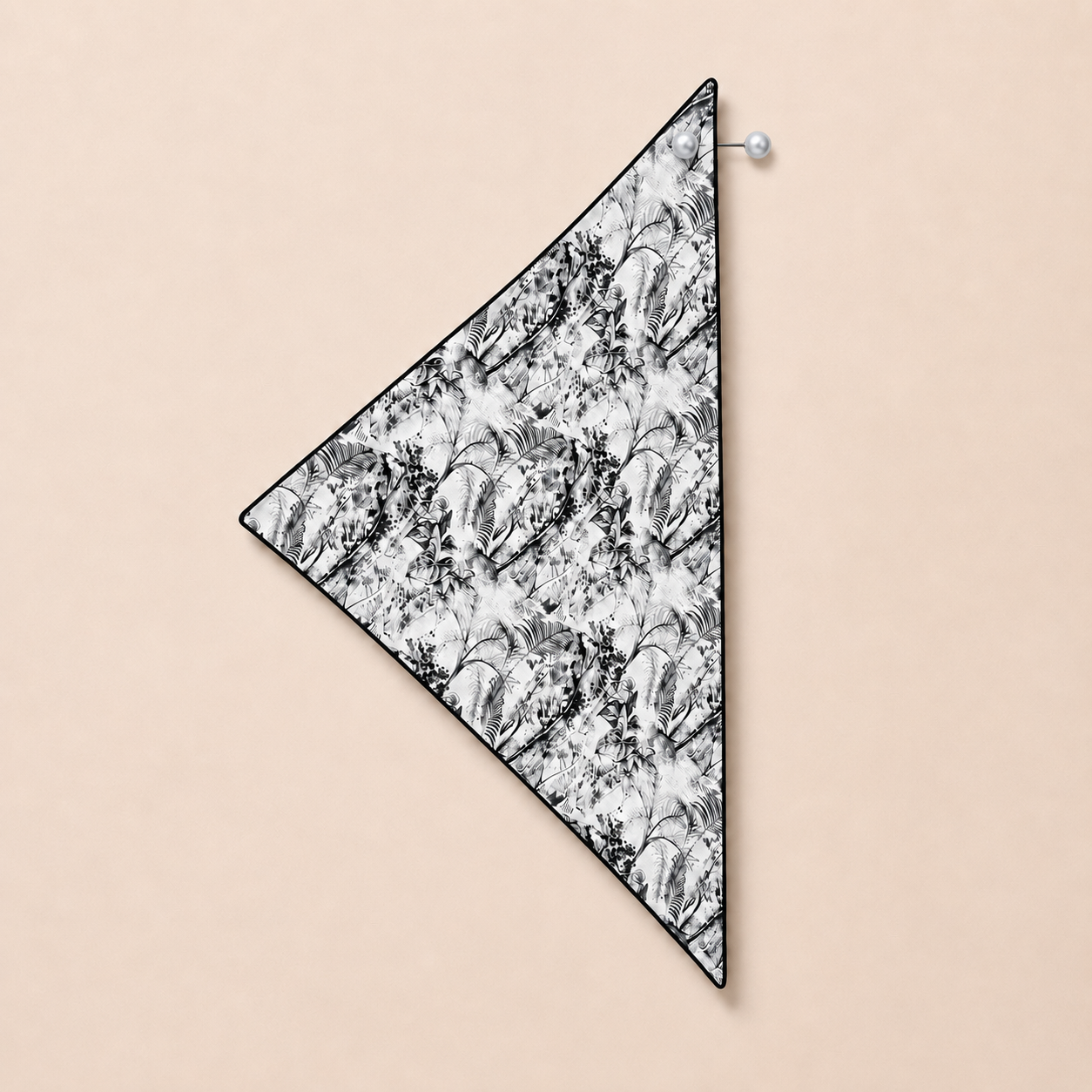 Création triangle réversible à broche double perles blanc/noir