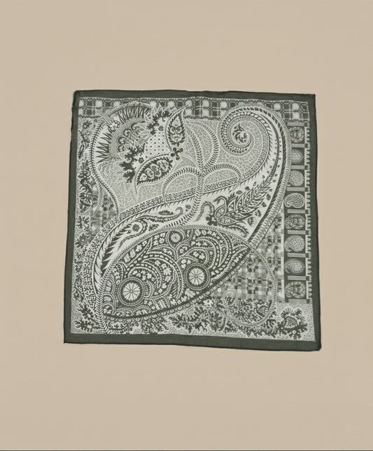 Carré en coton imprimé paisley