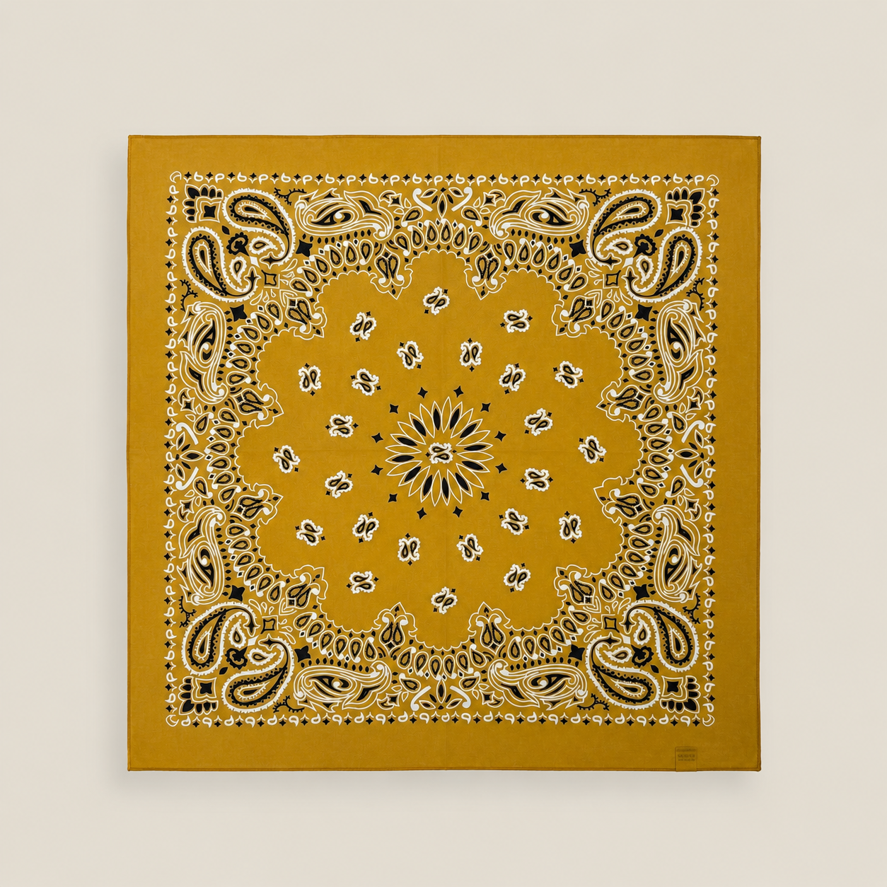 Carré en coton imprimé bandana