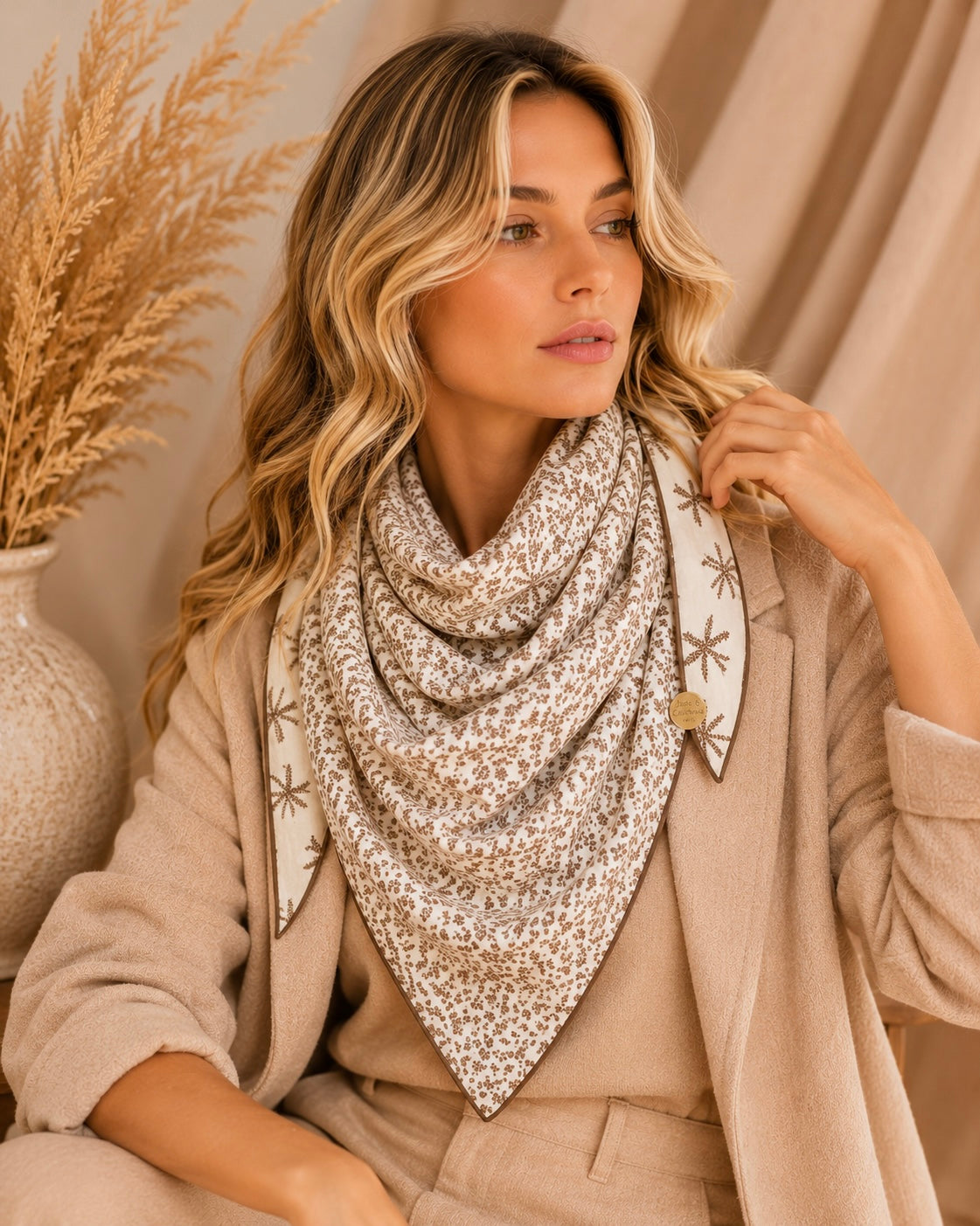 Création triangle double face réversible beige