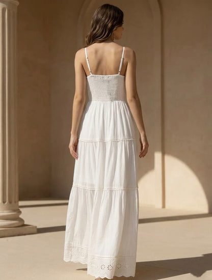 Robe coton à broderies dorées et guipure