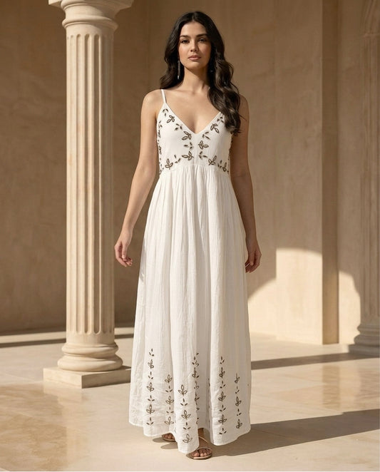 Robe coton à broderies dorées