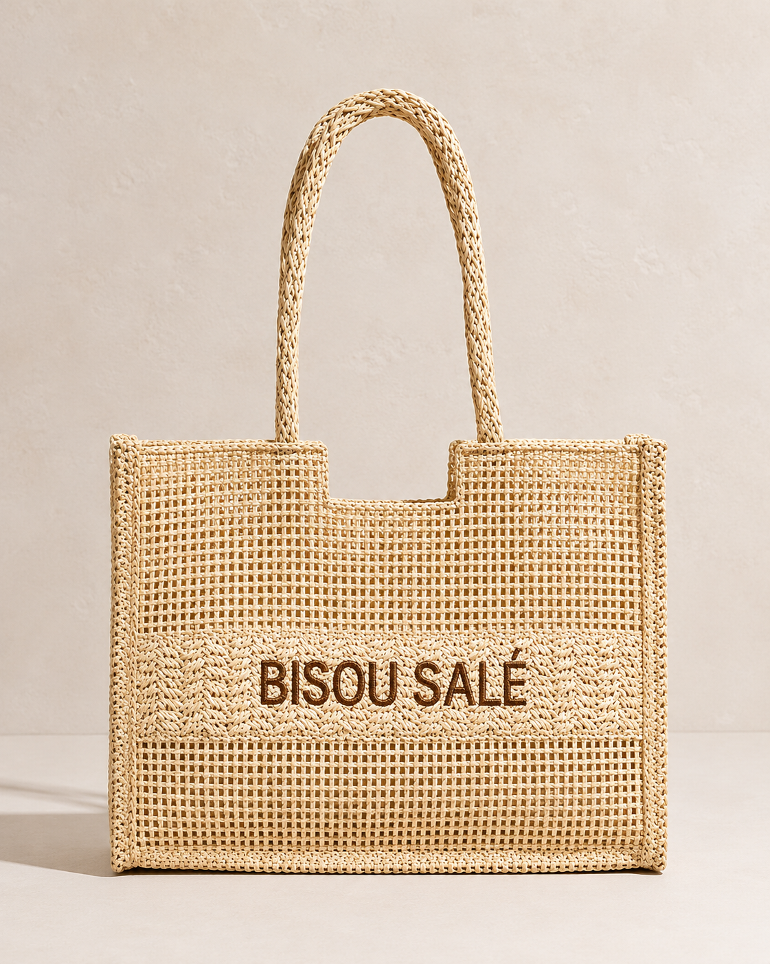 Sac cabas en paille tressé "Bisou salé"