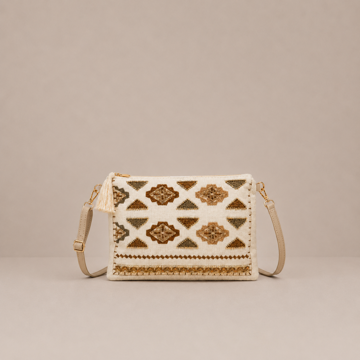 Sac pochette bohème travaillé gypset