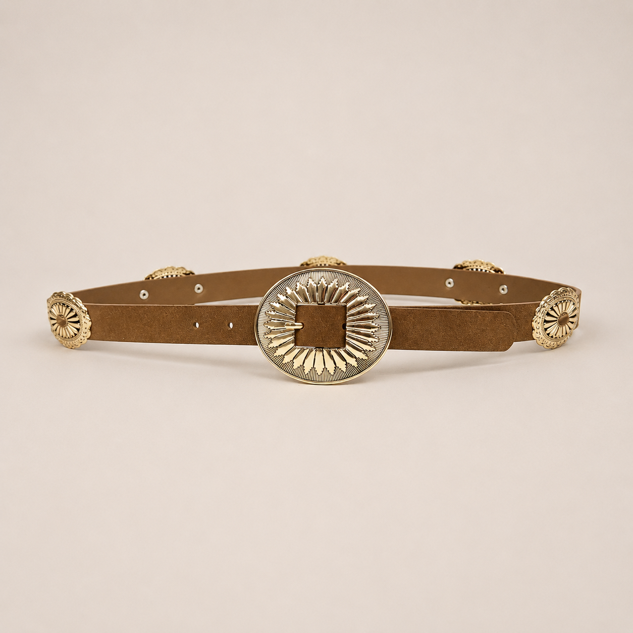 Ceinture bohème à détails métalliques