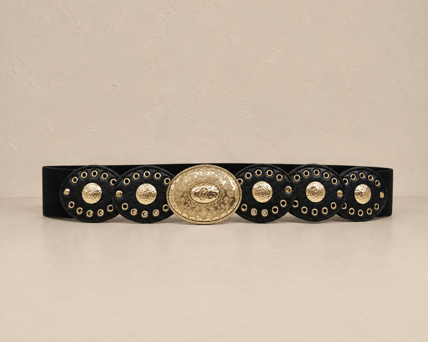 Ceinture bohème ajourée à boucle gravée