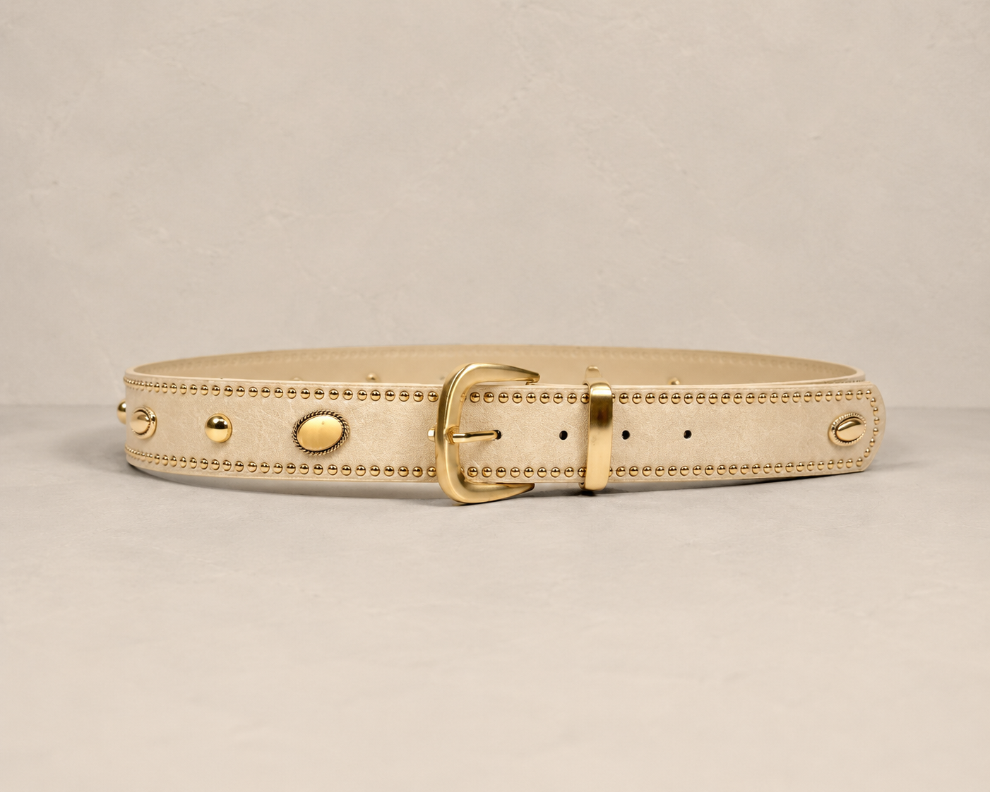 Ceinture chic à clous métalliques