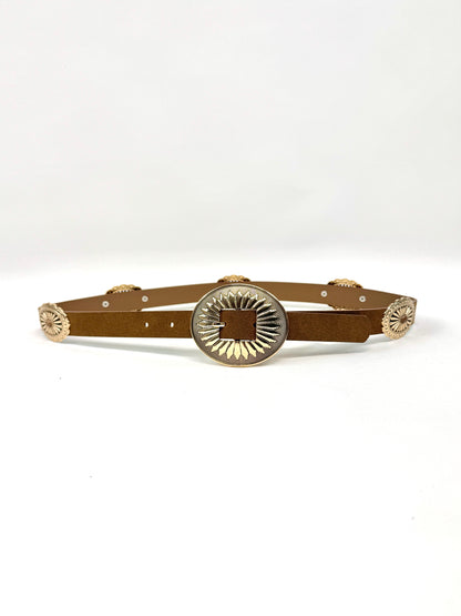 Ceinture bohème à détails métalliques