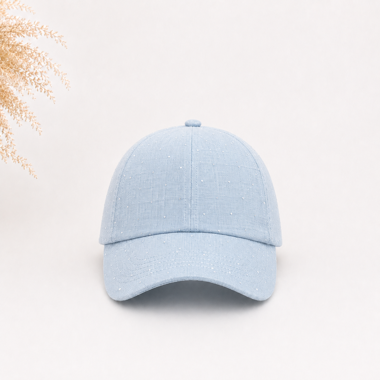 Casquette moderne à détails lumineux